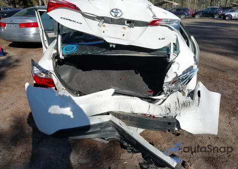 2018 Toyota Corolla Le z USA, uszkodzony, nr VIN 2T1BURHE3JC972653